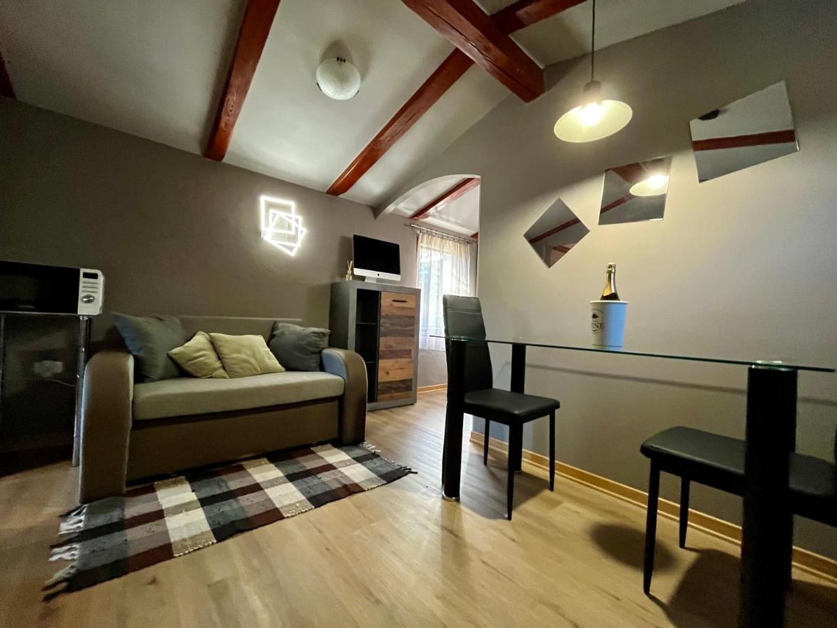 Apartment Eos 斯楚雅 外观 照片